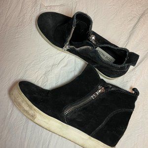 Steve Madden heeled tennis shoe sneaker